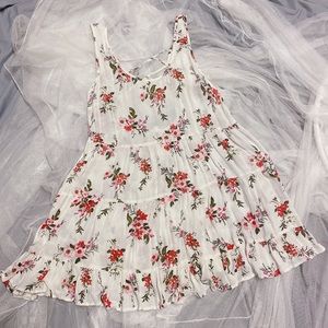 En Creme Floral Dress